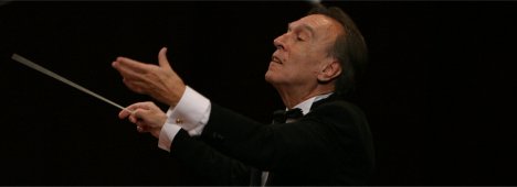 Foto - Classica HD (Sky canale 131) rende omaggio al maestro Claudio Abbado 